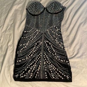 FashionNova Sequin Dress with sparkles and pearls!